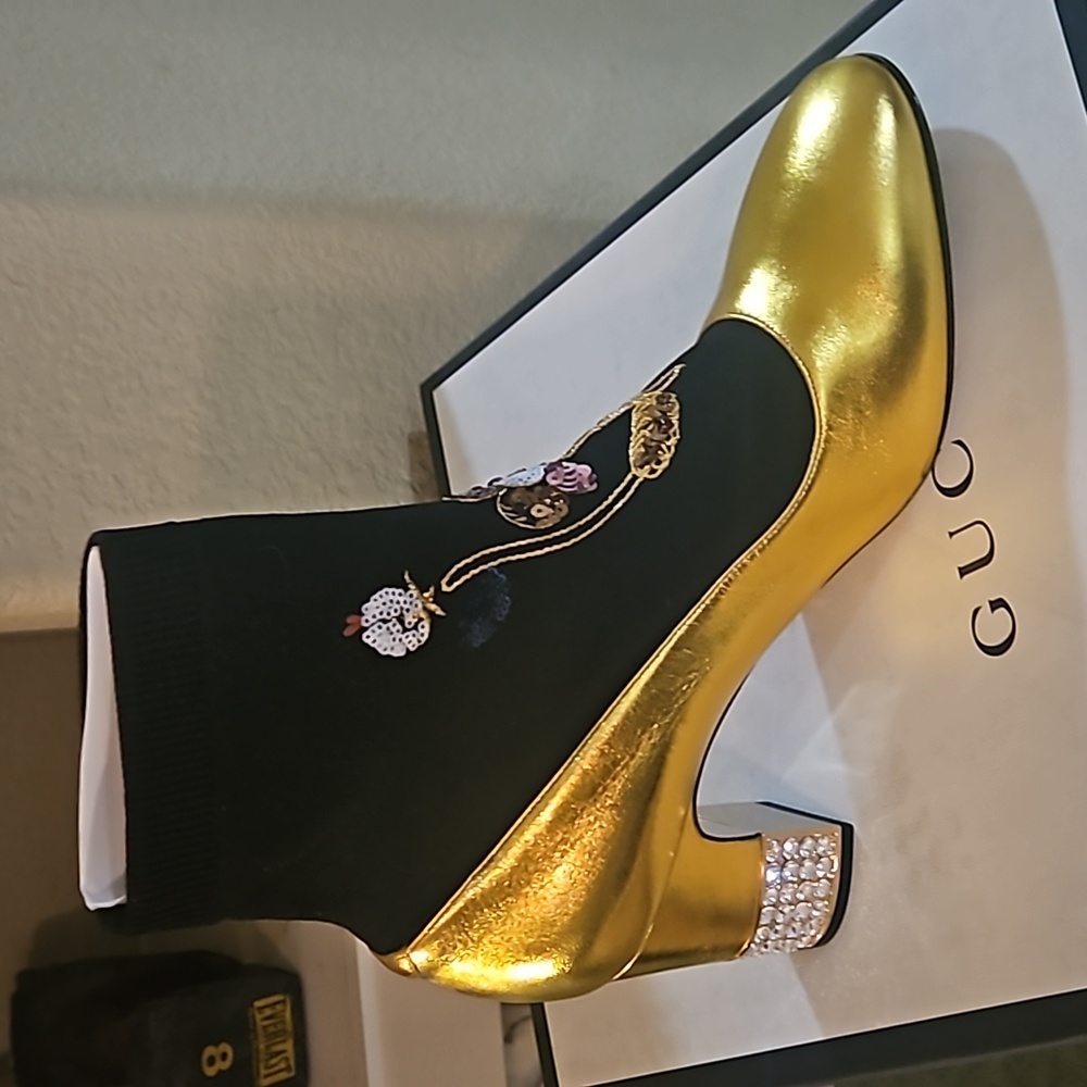 Gucci "Candy" Embroidered Ankle Sock Booties - Picture 12 of 12